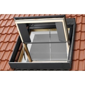 Okno oddymiające M08 780x1400 mm z kołnierzem uszczelniającym